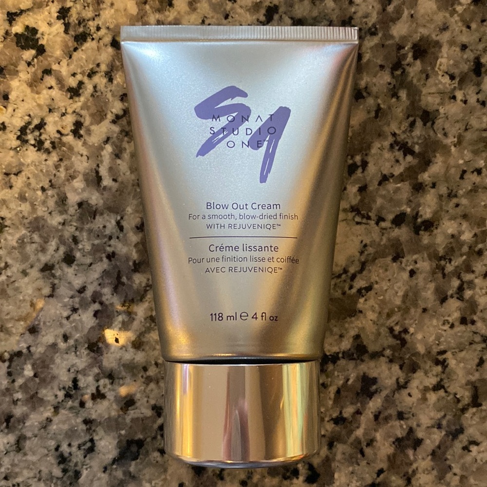 MONAT Blow Out Cream